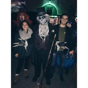 Meet your Posher, Genaro